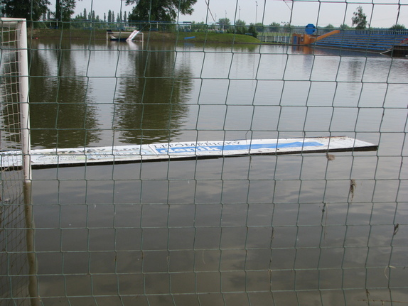 Uklízení po povodních 2