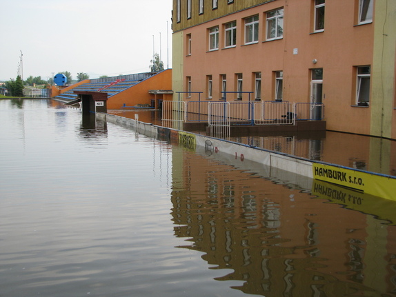 Uklízení po povodních 3