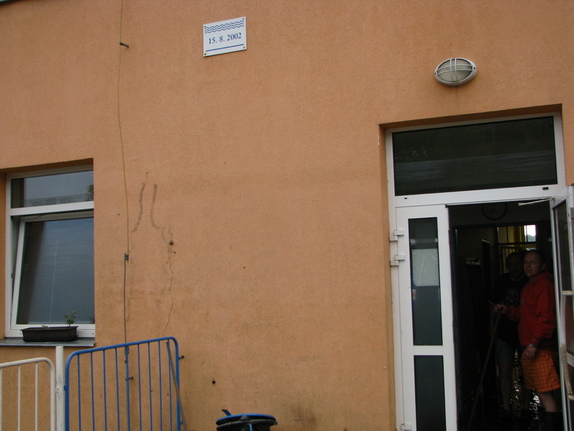 Uklízení po povodních 11