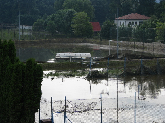 Uklízení po povodních 16