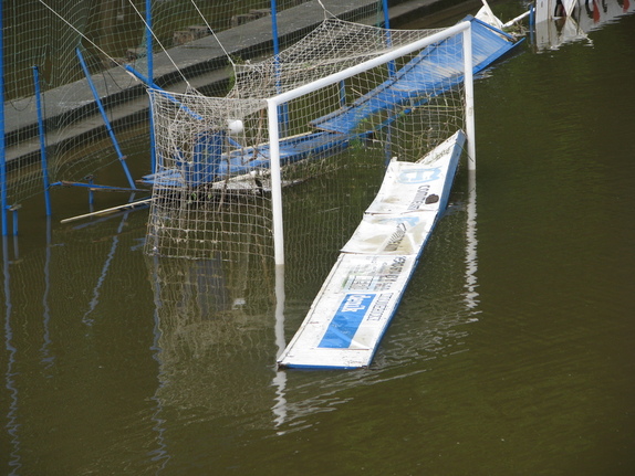 Uklízení po povodních 20