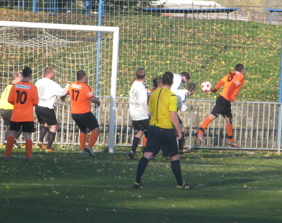 Z utkání SKR – Dobříň 6