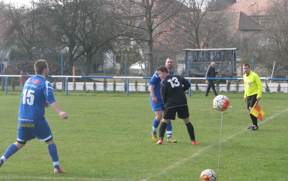 zářezy 10