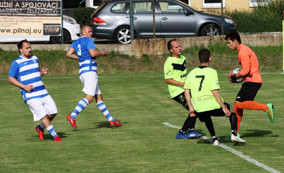Rce B - Chuderov 9